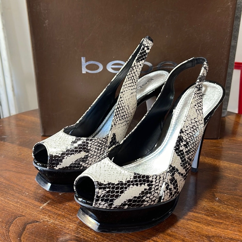 Bebe Zahara, black & white snake, open toe sling back platform stilettos, size 8